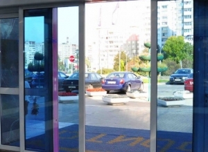 Установка автоматических дверей в Таганроге