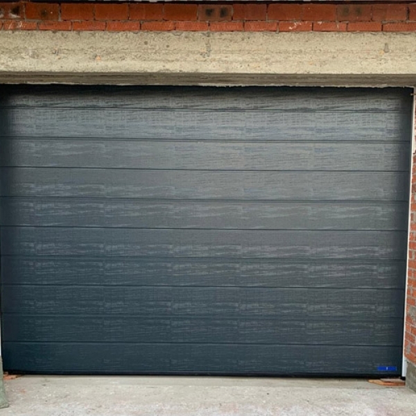 Секционные гаражные ворота Hormann LPU 42